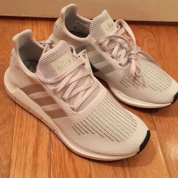 Adidas Swift Run White/Silver Sneakers - Picture 6 of 6
